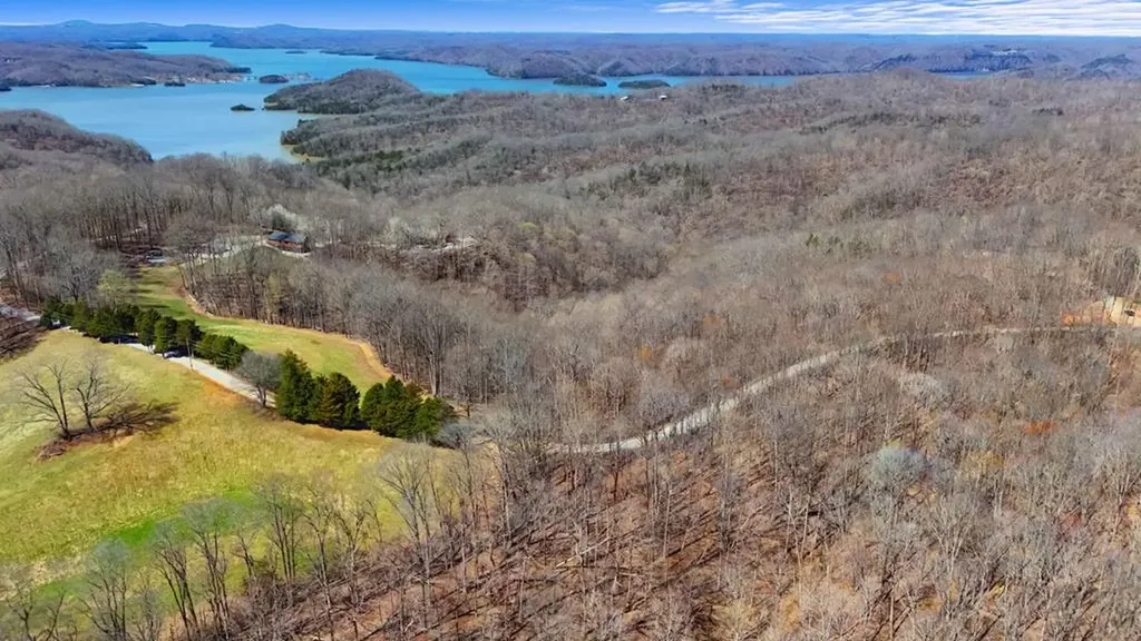 273 Amonett Ridge Byrdstown TN 38549