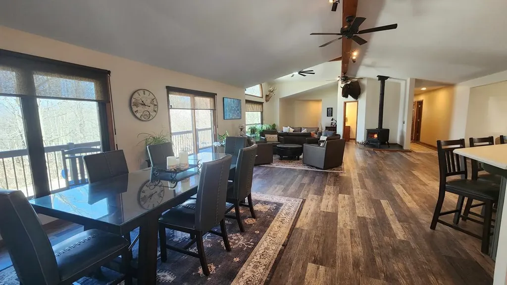 273 Amonett Ridge Byrdstown TN 38549