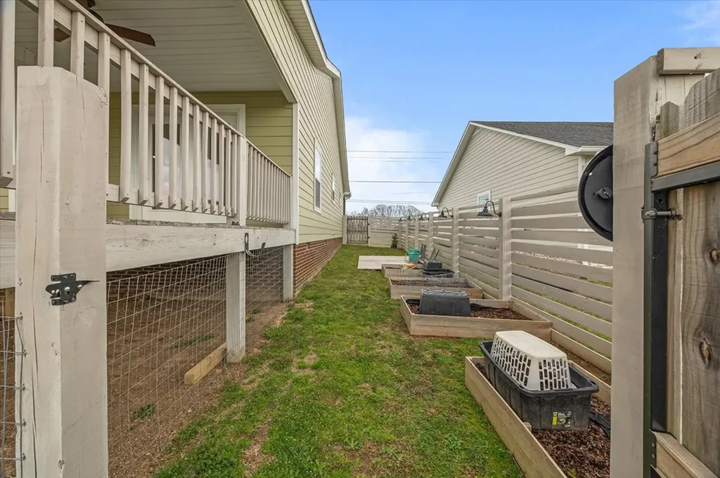 7080 Ditty Road Cookeville TN 38506