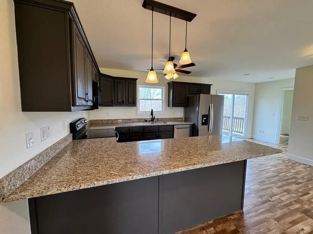 1032 Range Cemetery Road Allardt TN 38504