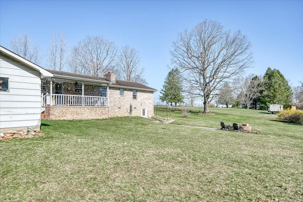 7491 Dunbar Road Crossville TN 38572