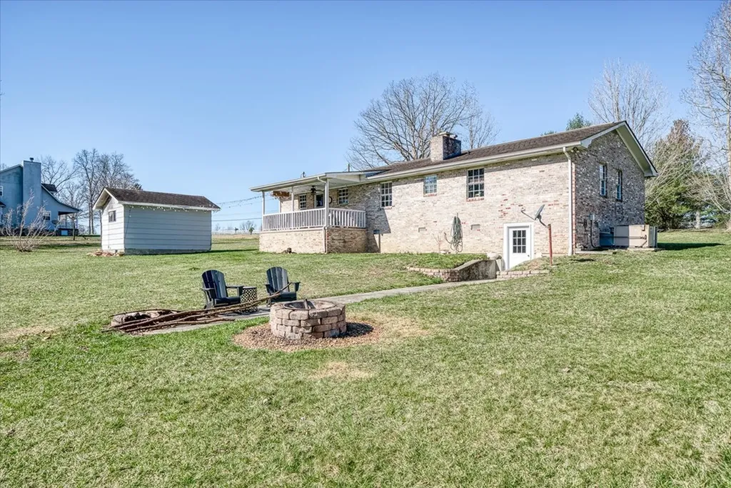 7491 Dunbar Road Crossville TN 38572