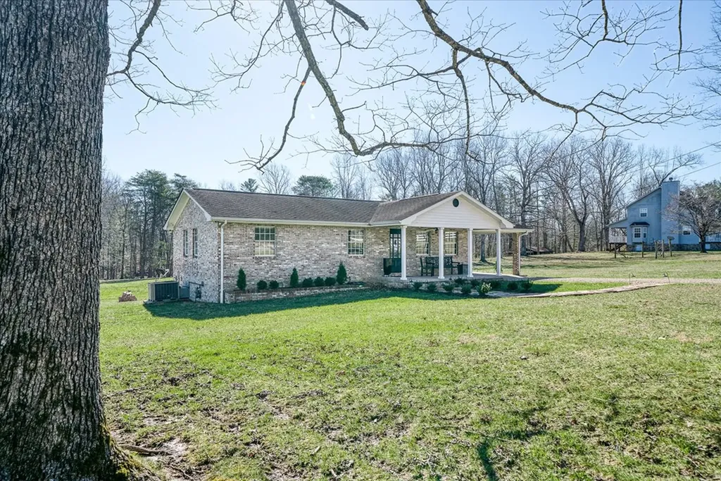 7491 Dunbar Road Crossville TN 38572