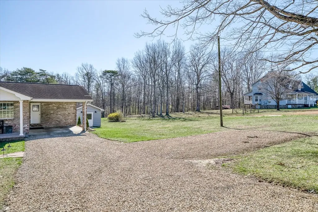 7491 Dunbar Road Crossville TN 38572