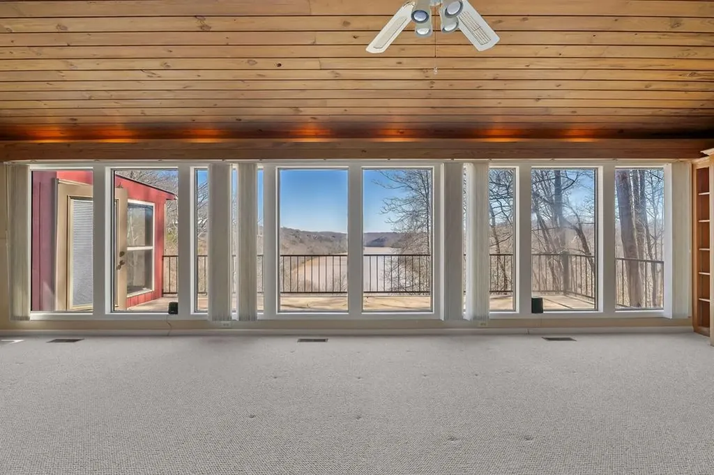 292 Red Bud Drive Smithville TN 37166