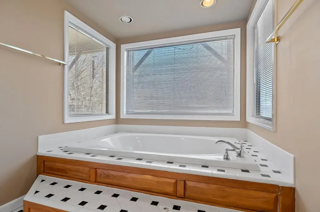 292 Red Bud Drive Smithville TN 37166