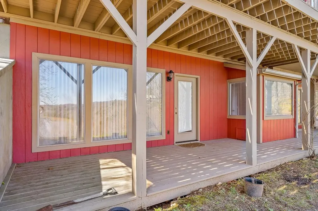 292 Red Bud Drive Smithville TN 37166