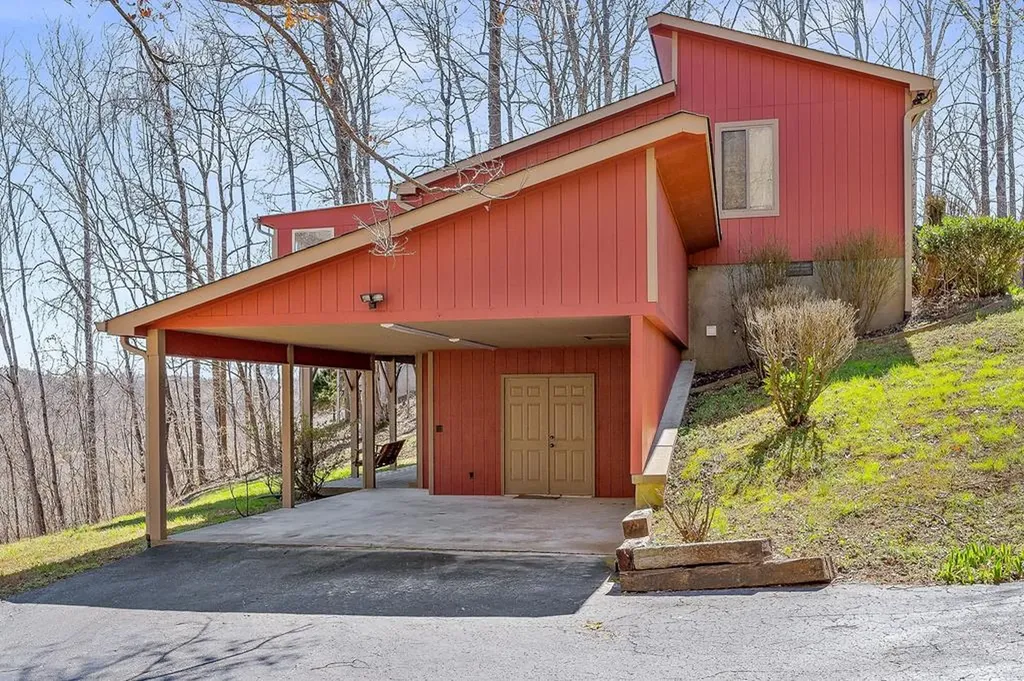 292 Red Bud Drive Smithville TN 37166