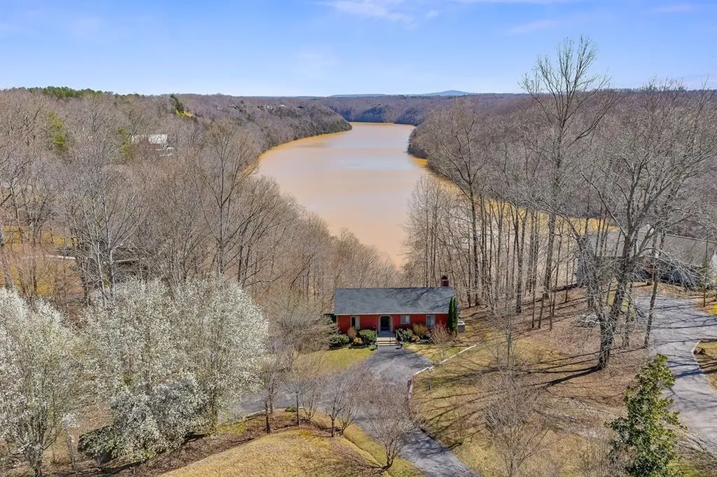 292 Red Bud Drive Smithville TN 37166