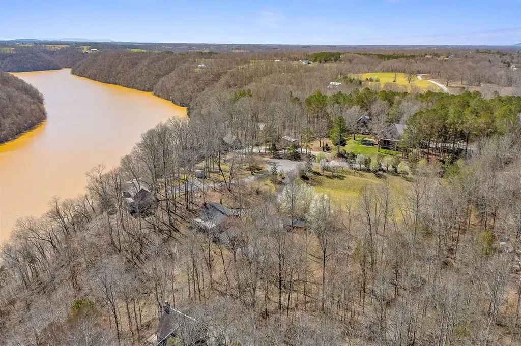 292 Red Bud Drive Smithville TN 37166