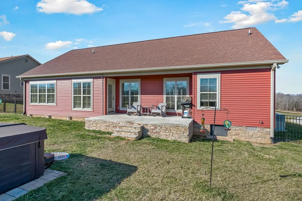 180 Crooked Creek Drive Cookeville TN 38506