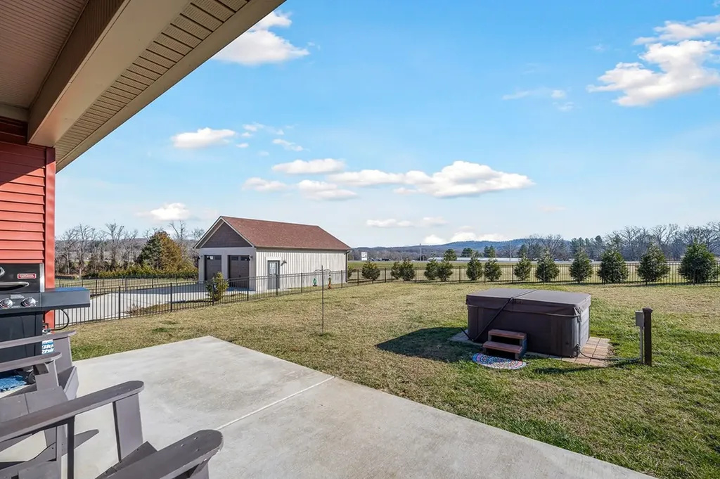 180 Crooked Creek Drive Cookeville TN 38506