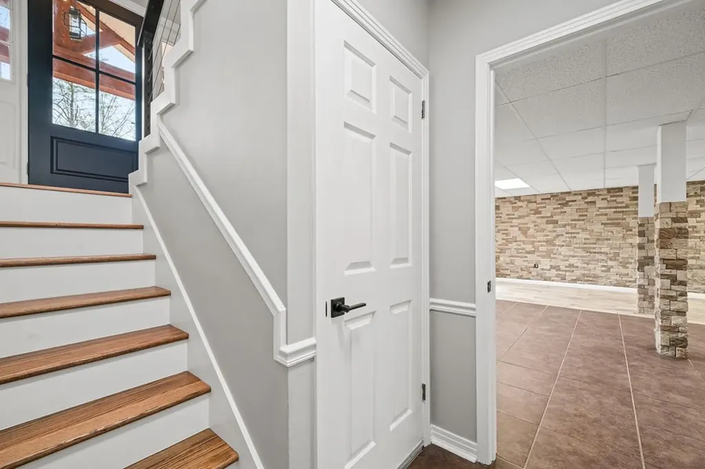 1615 W Whitehall Road Cookeville TN 38501