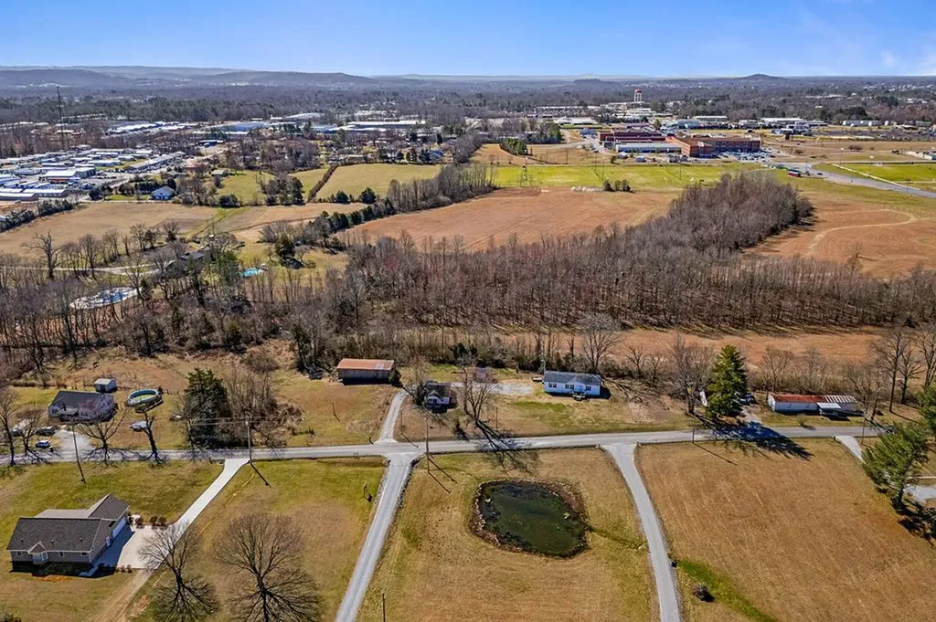 697 Whiteaker Springs Road Cookeville TN 38506