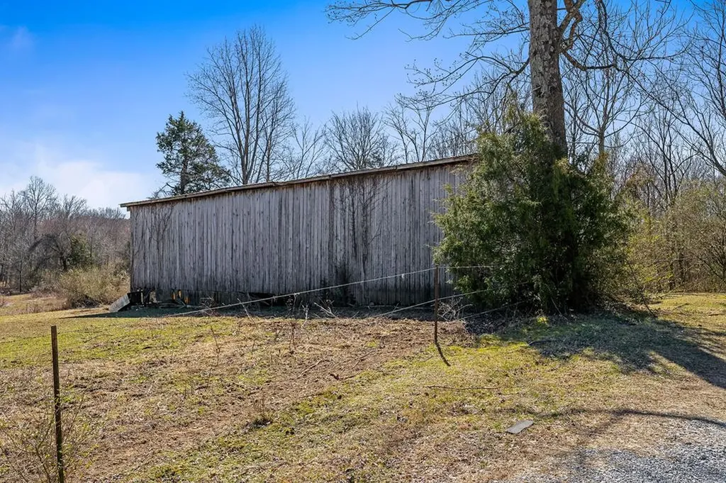 697 Whiteaker Springs Road Cookeville TN 38506