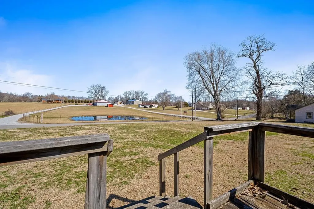 697 Whiteaker Springs Road Cookeville TN 38506