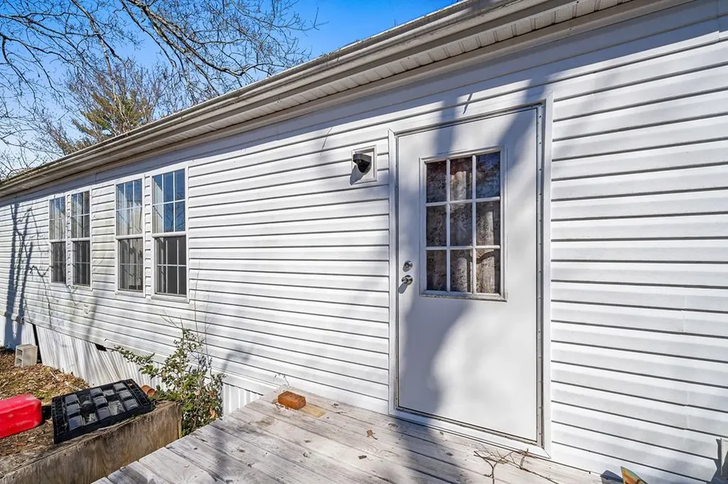 697 Whiteaker Springs Road Cookeville TN 38506