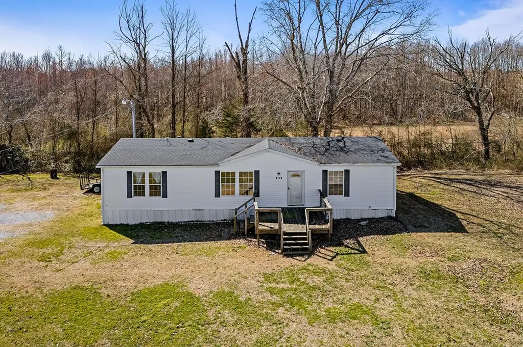 697 Whiteaker Springs Road Cookeville TN 38506