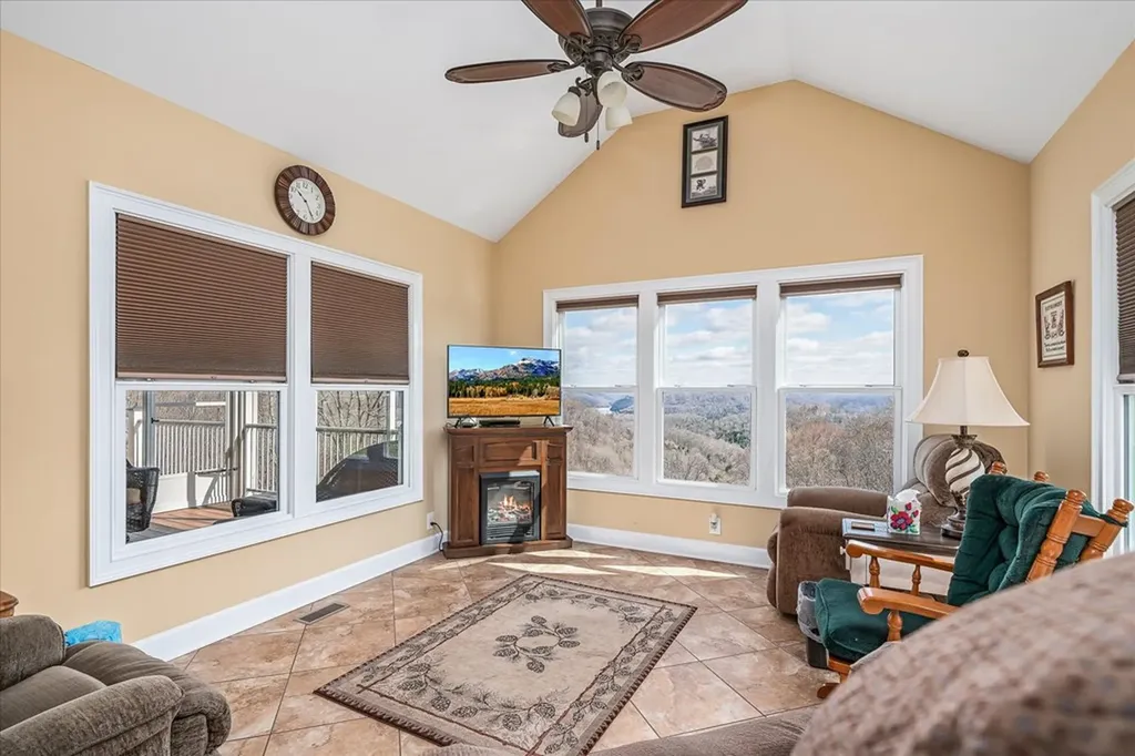 148 Davidson Road Smithville TN 37166