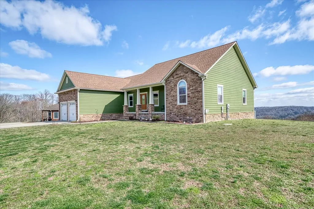 148 Davidson Road Smithville TN 37166