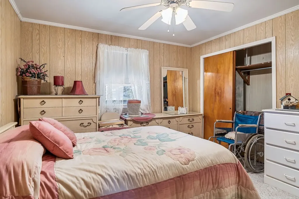 8708 Holmes Creek Road Smithville TN 37166