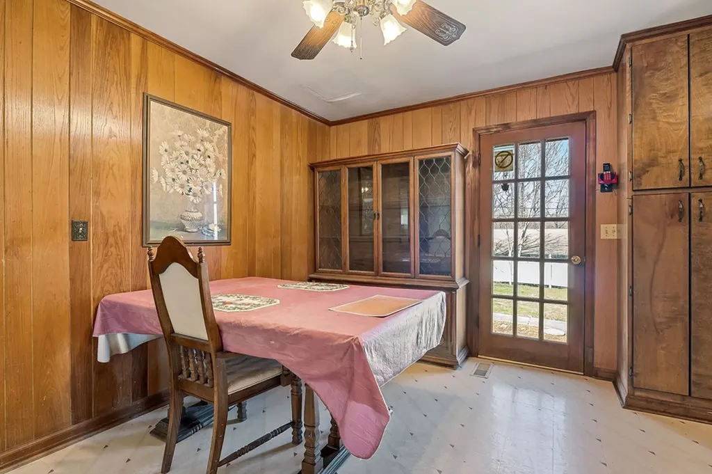 8708 Holmes Creek Road Smithville TN 37166