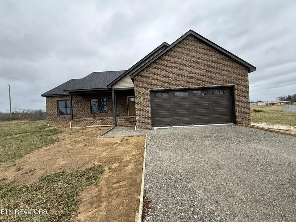 238 Thacker Road Grimsley TN 38565