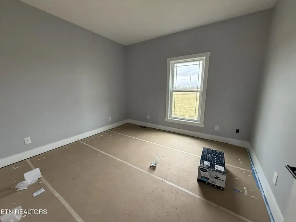 238 Thacker Road Grimsley TN 38565