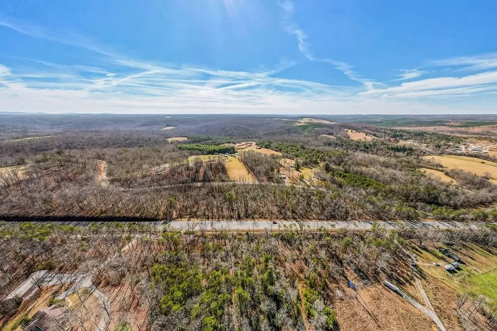 00 Sparta Highway Crossville TN 38572