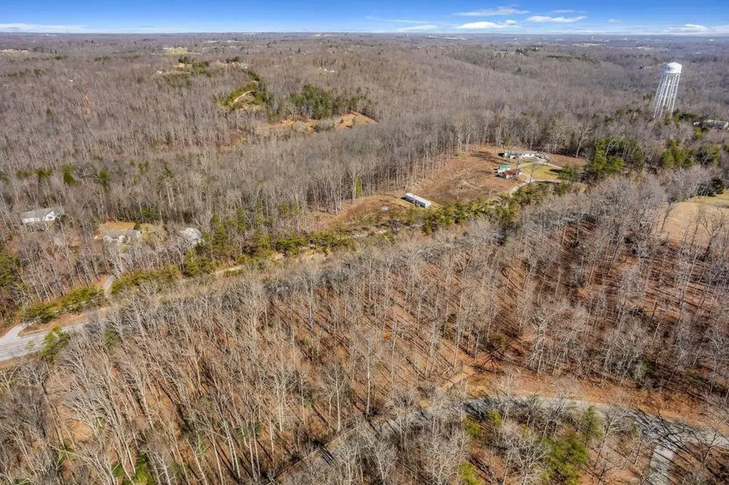 00 Sparta Highway Crossville TN 38572