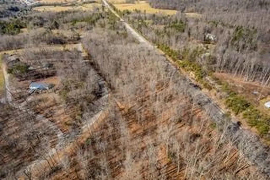 00 Sparta Highway Crossville TN 38572