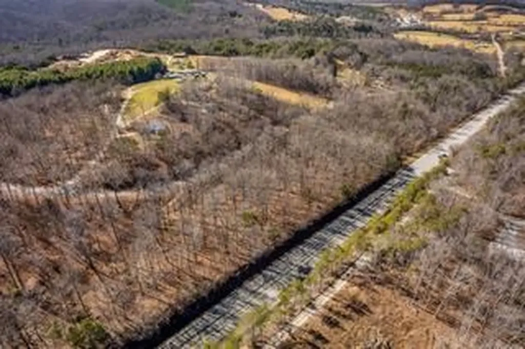 00 Sparta Highway Crossville TN 38572