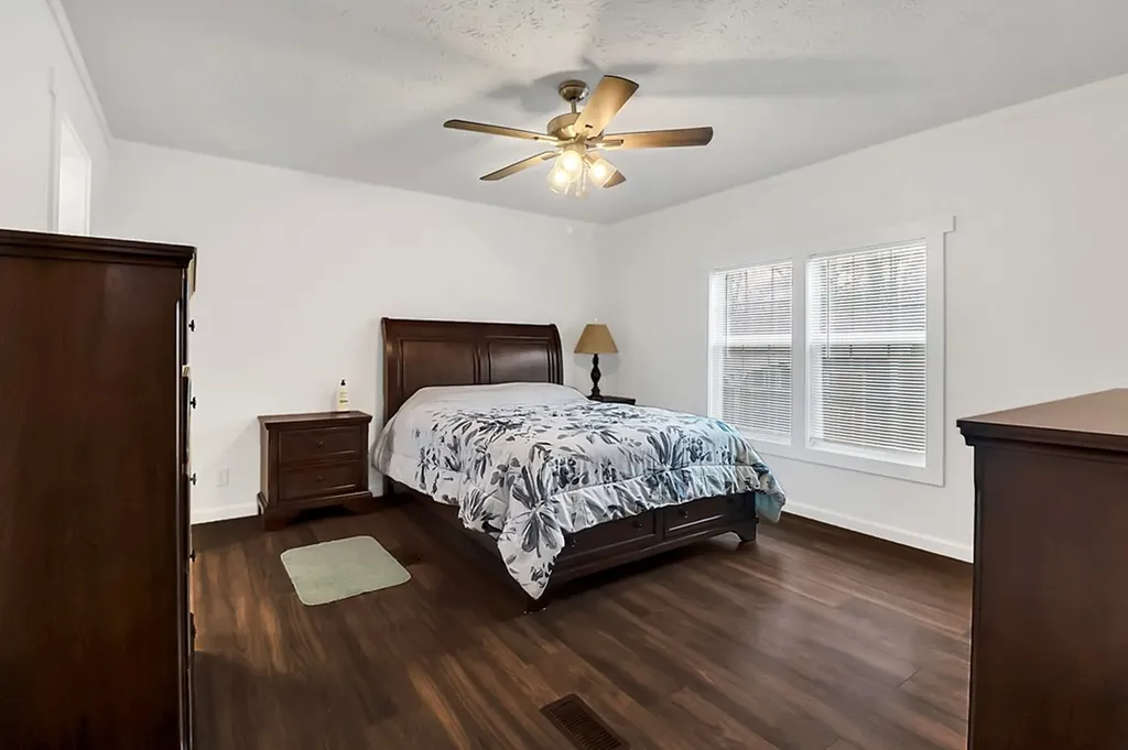 1169 Terry Lane Jamestown TN 38556