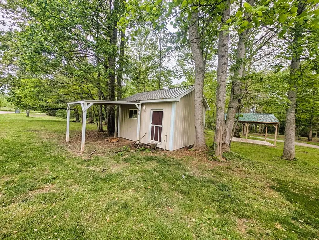 1169 Terry Lane Jamestown TN 38556