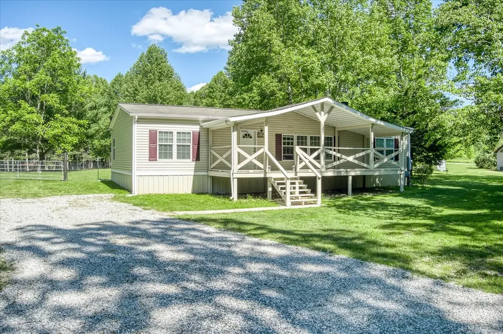 1169 Terry Lane Jamestown TN 38556