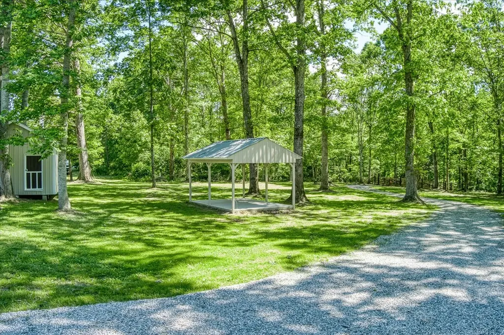 1169 Terry Lane Jamestown TN 38556