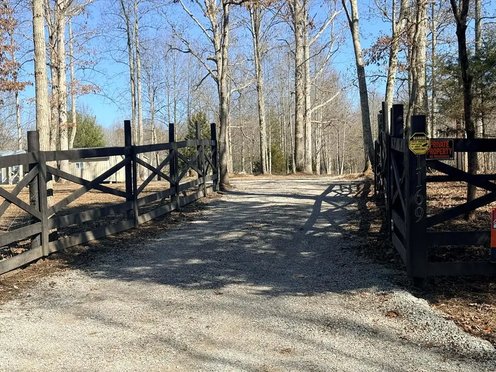 1169 Terry Lane Jamestown TN 38556