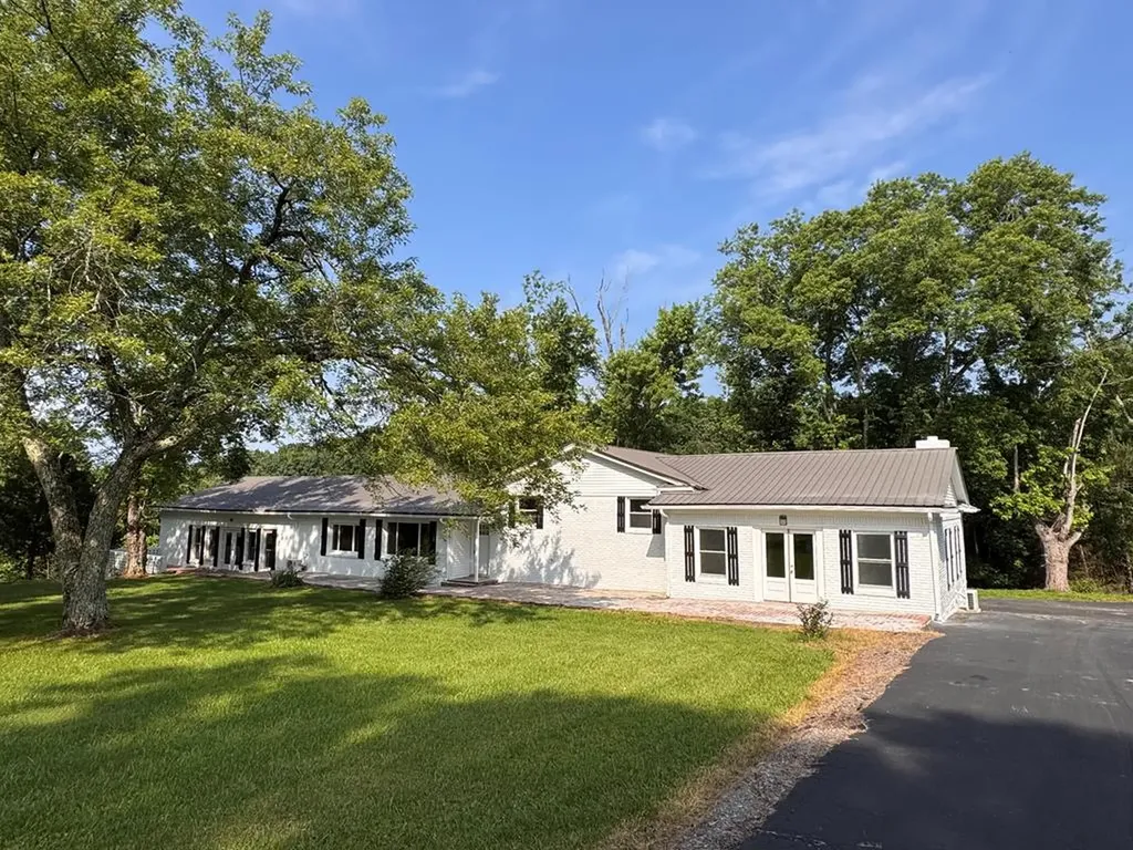 3470 Freehill Road Cookeville TN 38501