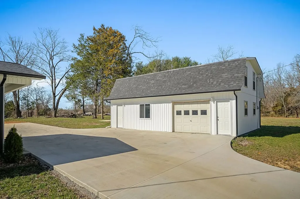 5898 Hilham Road Cookeville TN 38506