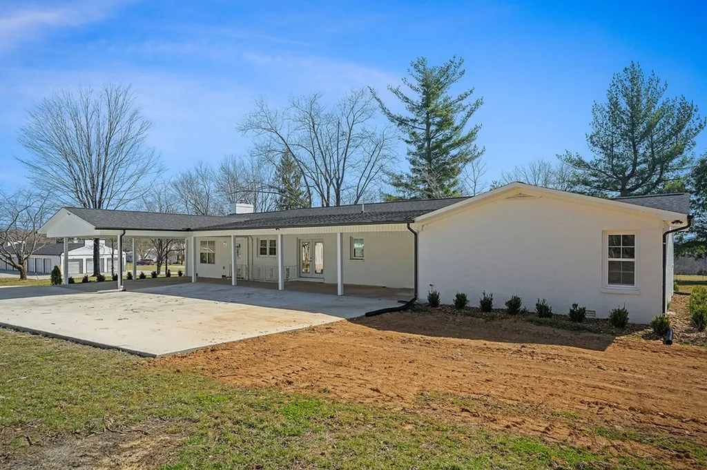 5898 Hilham Road Cookeville TN 38506