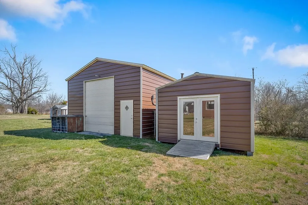 7808 Platinum Creek Baxter TN 38544