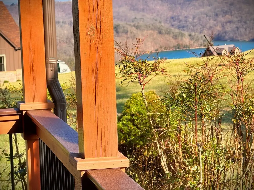 3715 Swan Ridge Road Hilham TN 38568