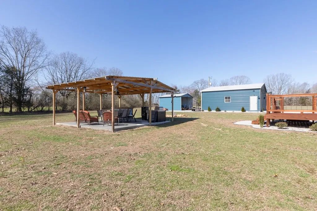 3468 Spring Creek Road Cookeville TN 38501