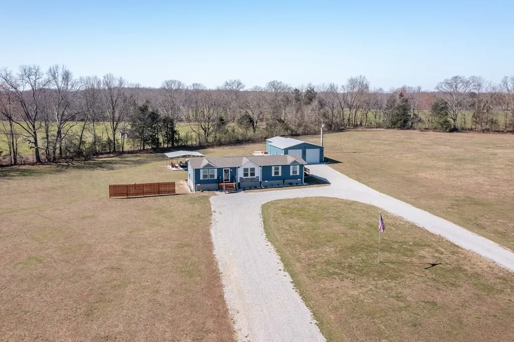 3468 Spring Creek Road Cookeville TN 38501