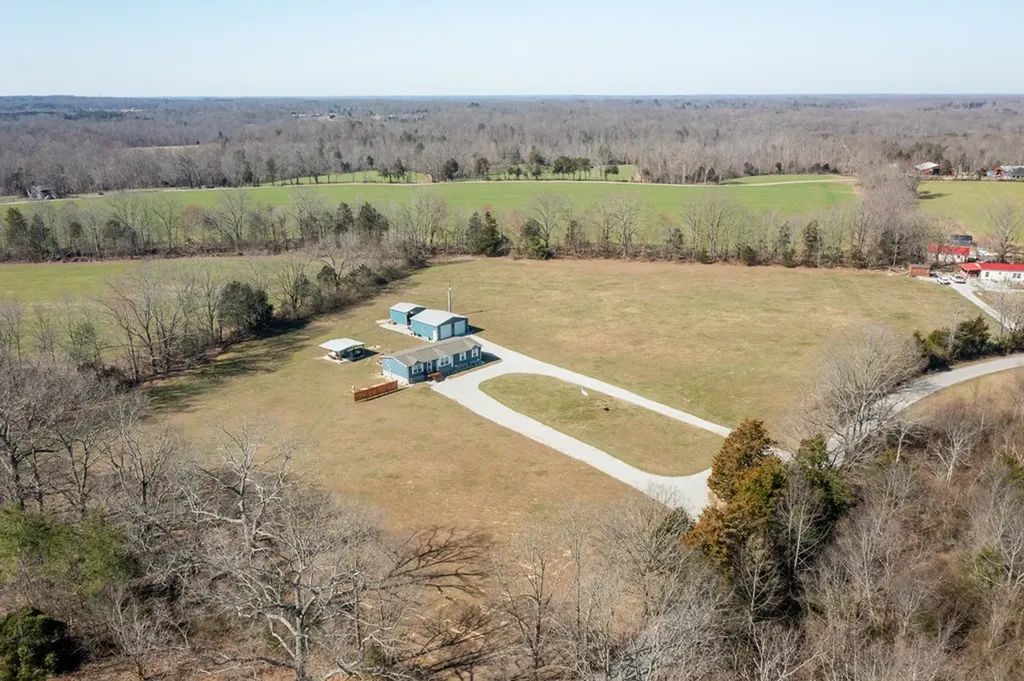 3468 Spring Creek Road Cookeville TN 38501