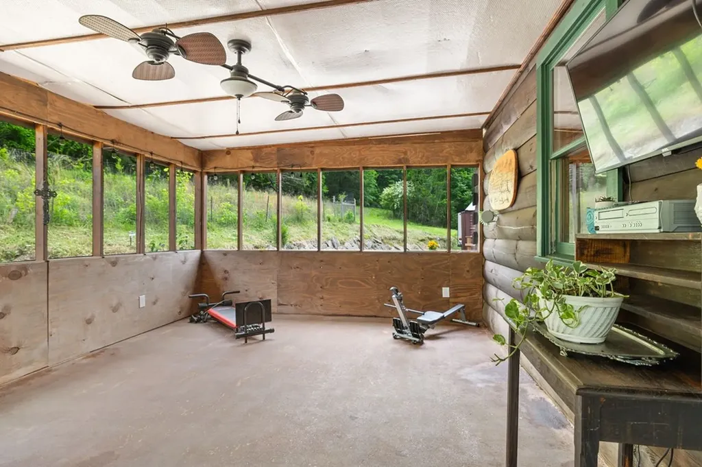 64 Beasley Hollow Lane Carthage TN 37030