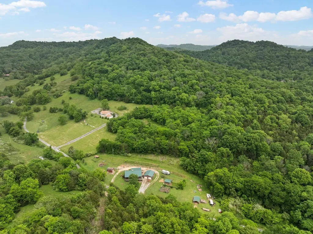 64 Beasley Hollow Lane Carthage TN 37030