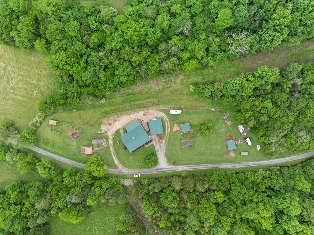 64 Beasley Hollow Lane Carthage TN 37030