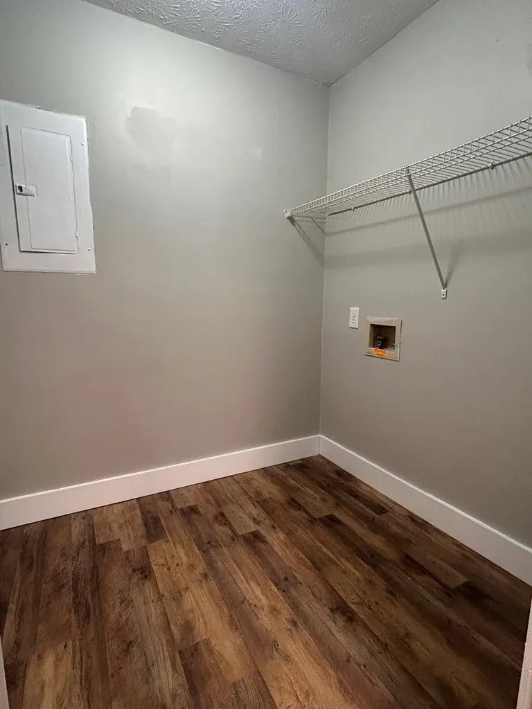 140 Mirandy Algood TN 38506