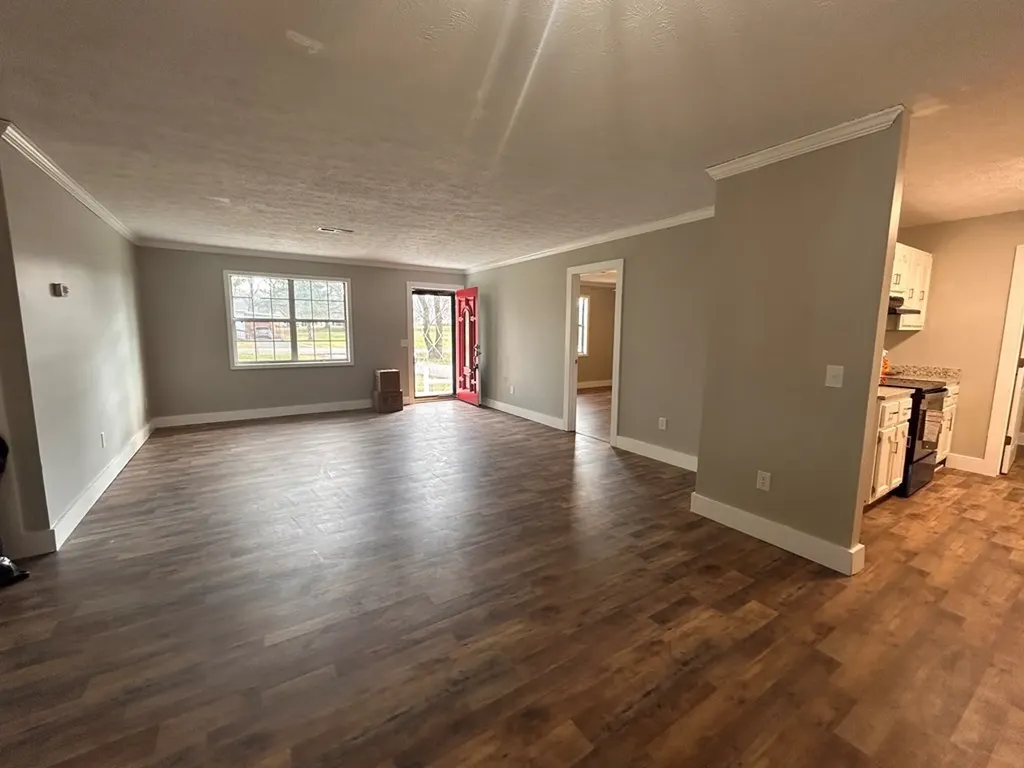 140 Mirandy Algood TN 38506